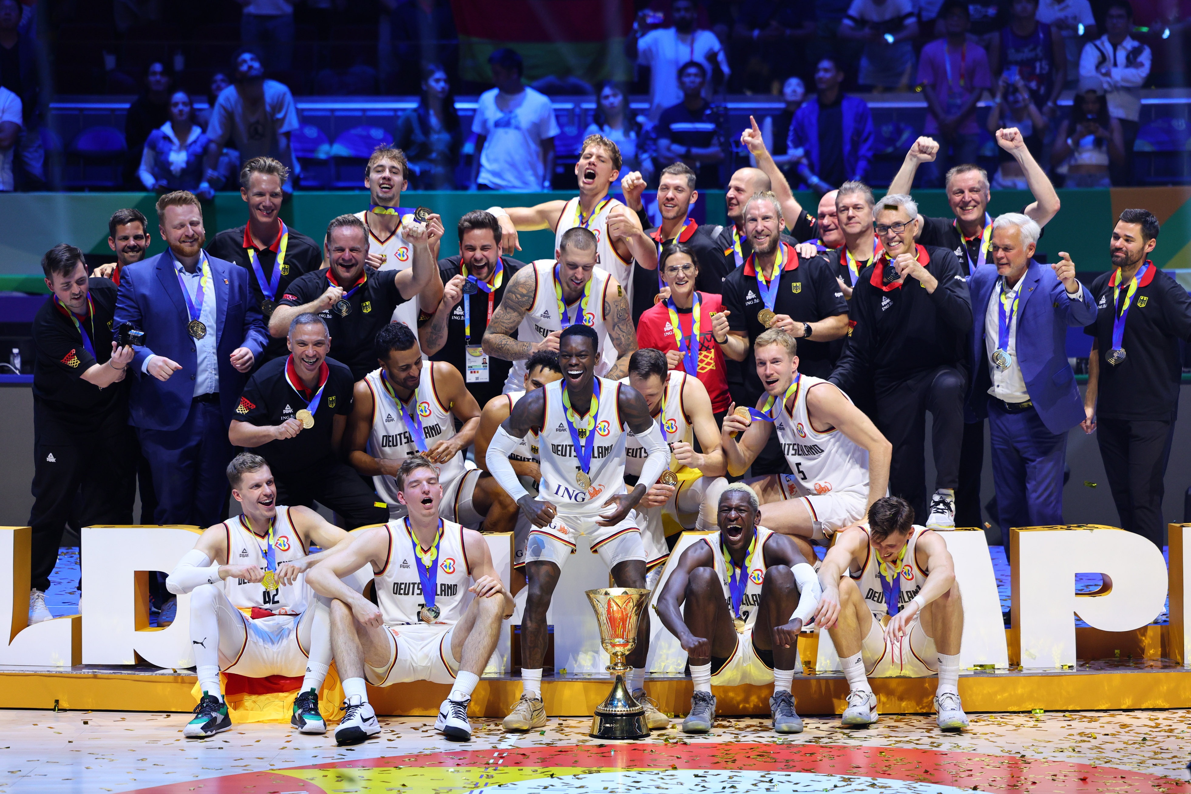 PG电子官方网站-待会还要比赛呢！德国篮协官方回忆庆祝世界杯夺冠两周年！
